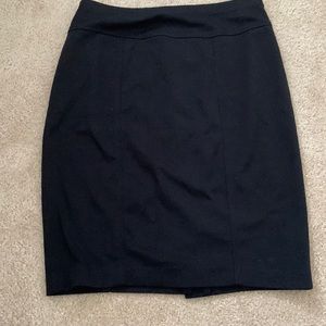 Ellen Tracy Black Pencil Skirt Size S!